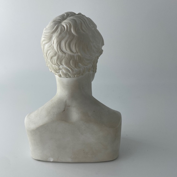 Small plaster bust- academia style - Picture 5 of 12